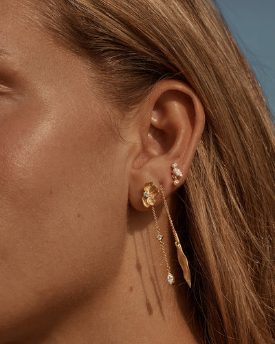 By Charlotte Awaken Thread Earrings, Gold