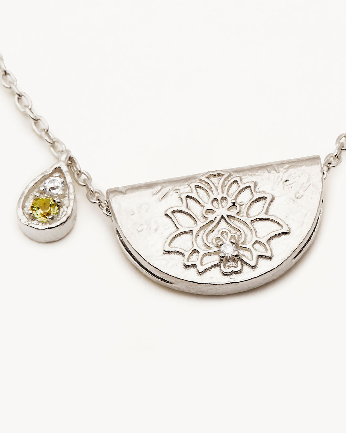 By Charlotte Lotus Birthstone Necklace (August - Peridot), Silver
