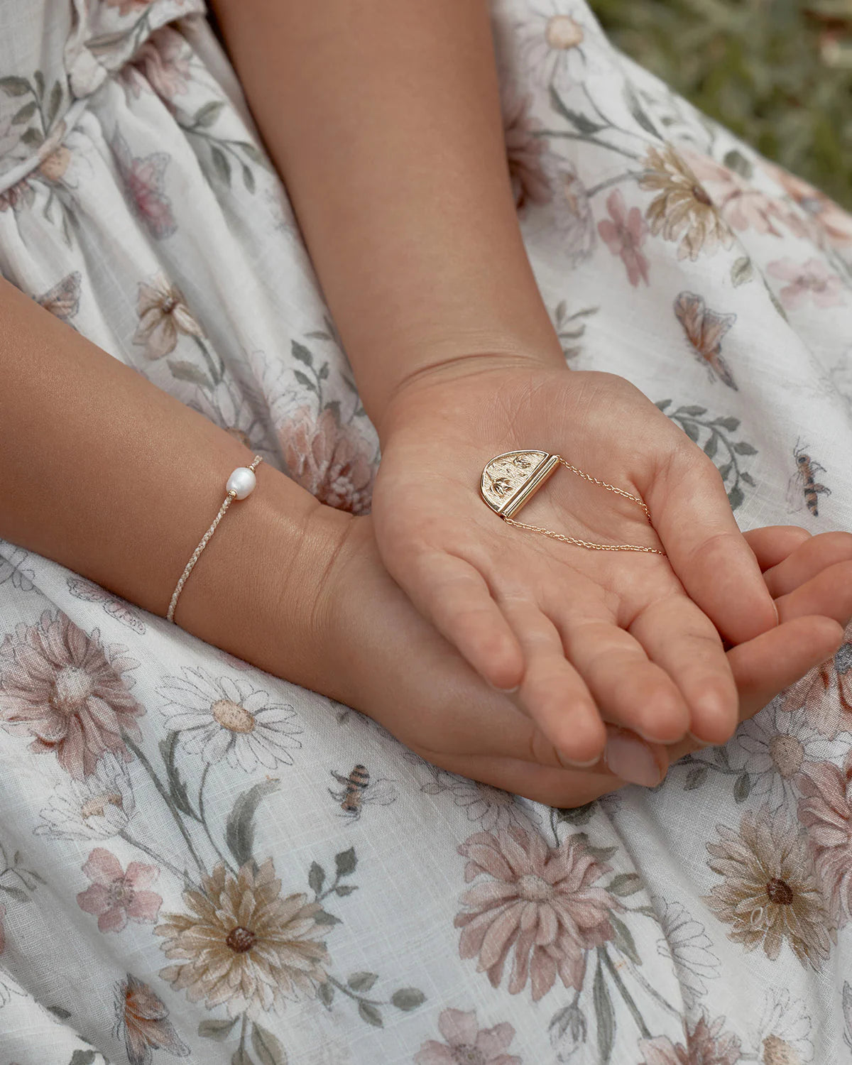By Charlotte Blooming Together Lotus Necklace, Gold