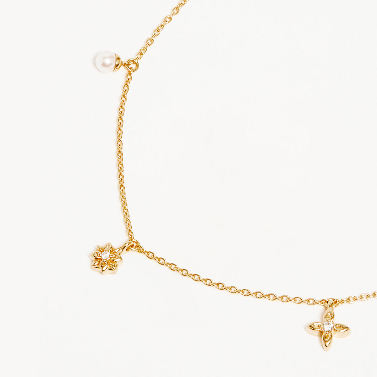 By Charlotte Live in Peace Choker, Gold