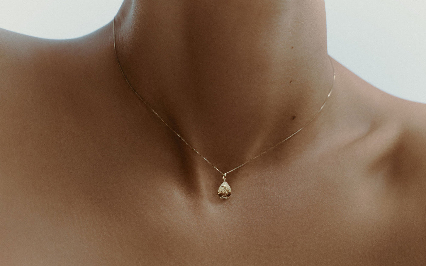 Kirstin Ash Golden Ratio Charm, 9k Gold