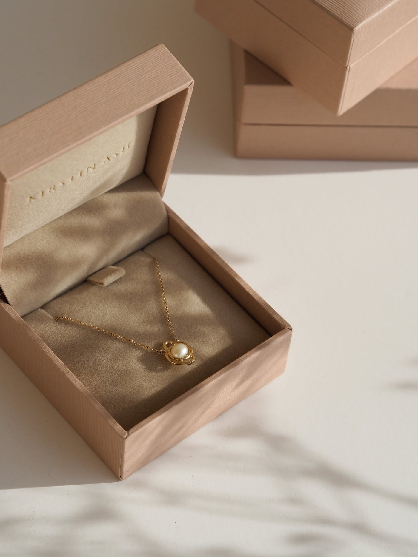 Kirstin Ash Golden Ratio Charm, 9k Gold