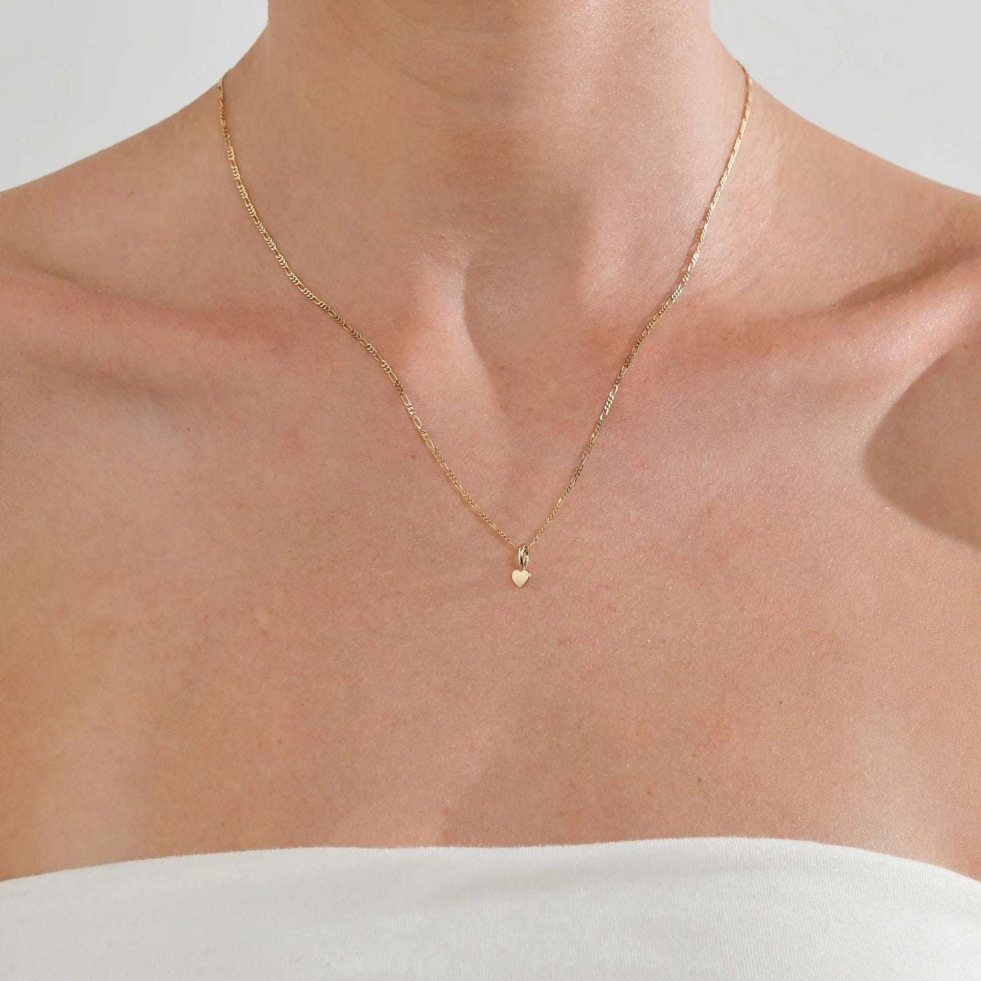 Linda Tahija 9k Gold Figaro Chain