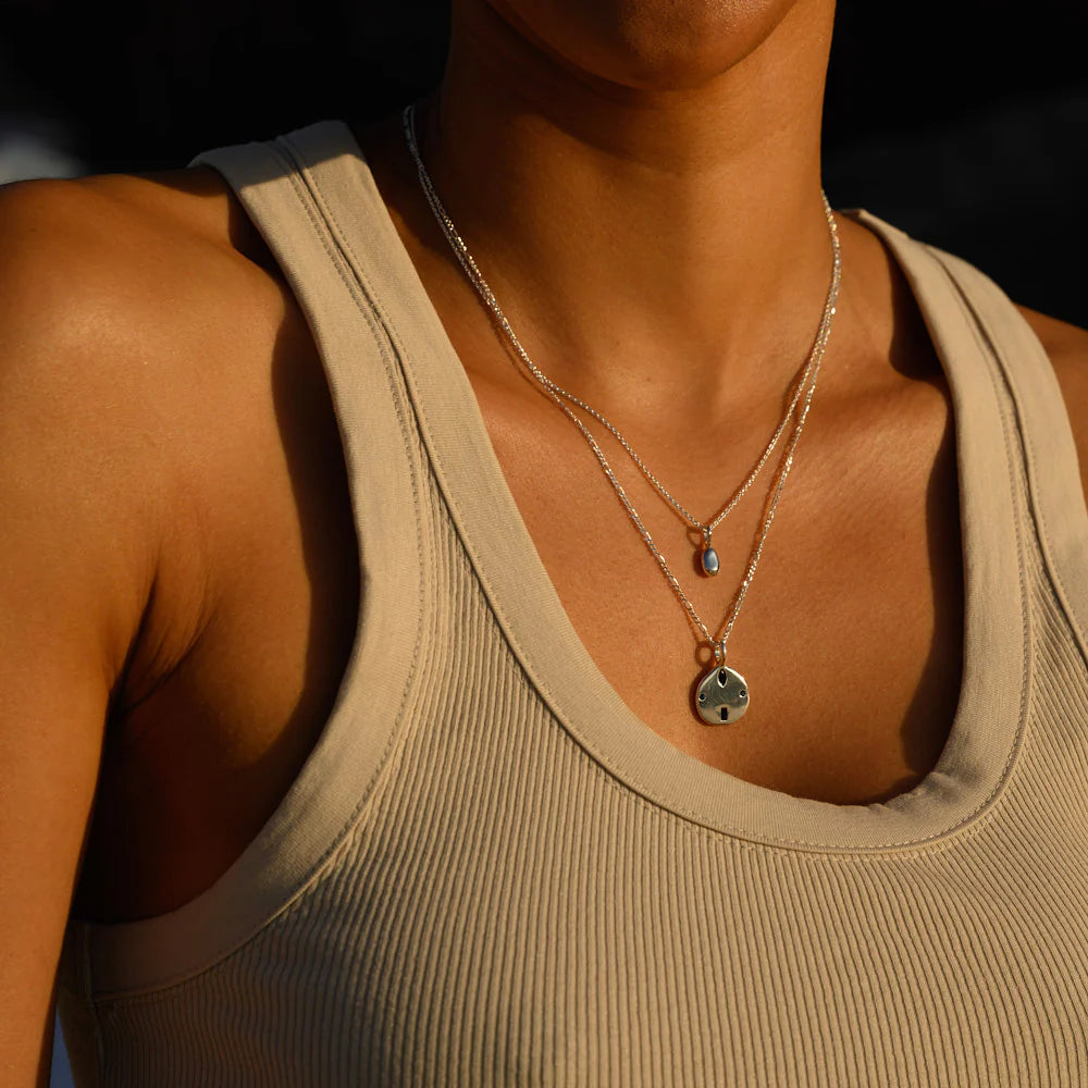 Linda Tahija Mini Alga Necklace, Gold
