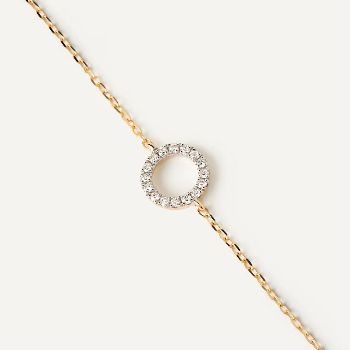 PD Paola Fine 18k Gold Diamond Circle Bracelet