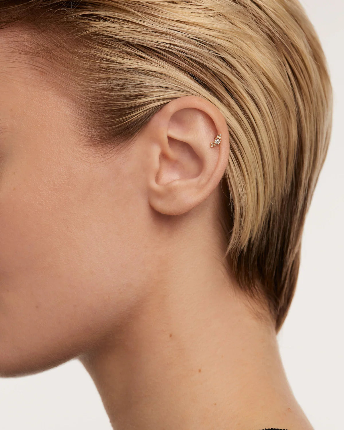 PD Paola Fine 18k Gold Diamond Amelie Cartilage Earring