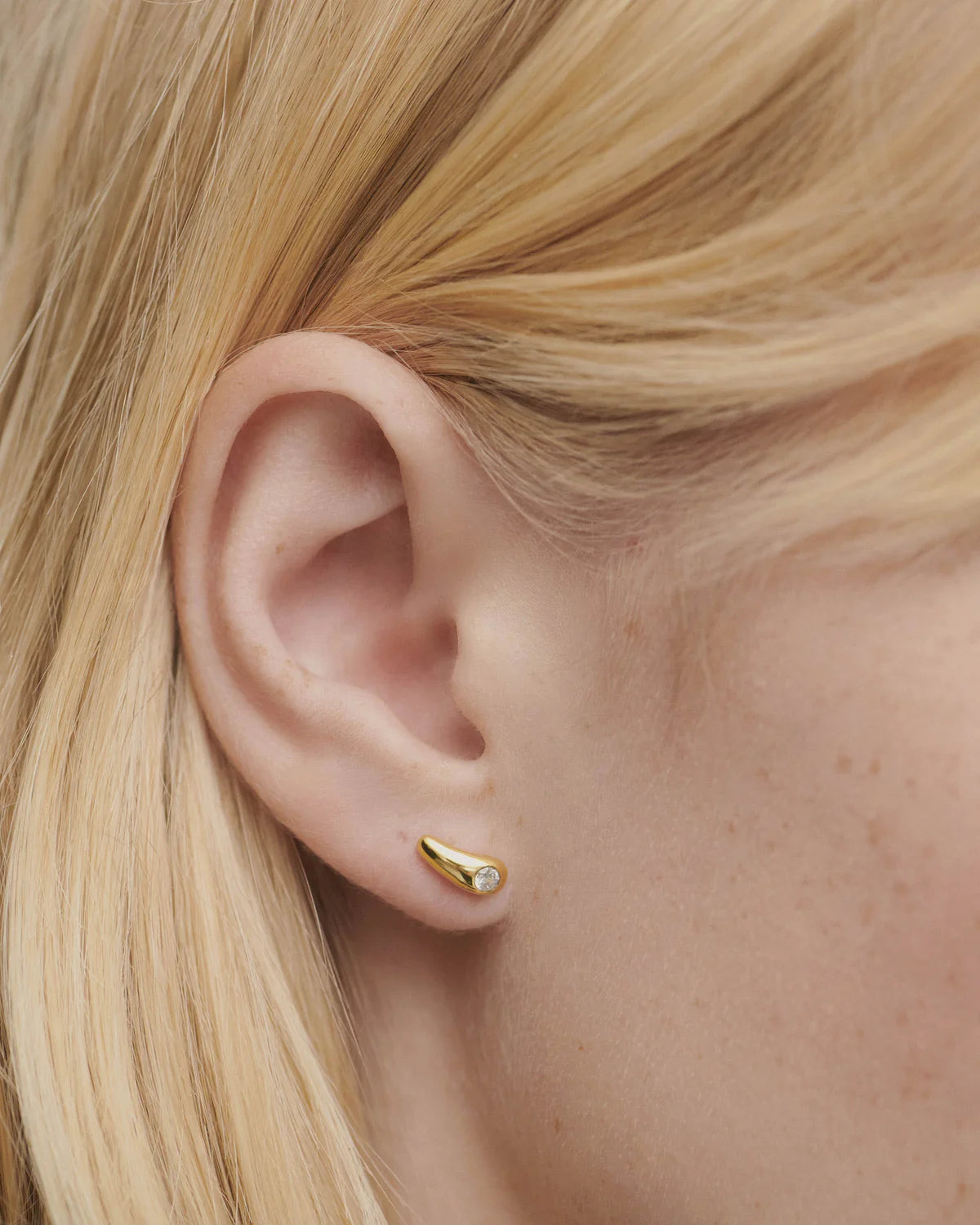 PD Paola Serena Stud Earrings, Gold