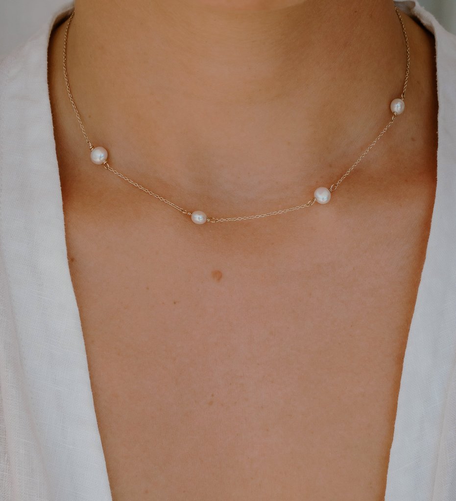 Kirstin Ash 9k Gold Moon Tide Pearl Necklace